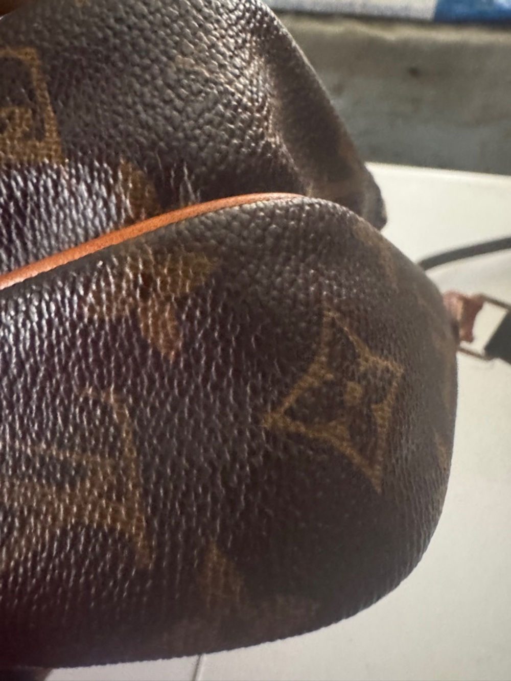 Authenticated Louis Vuitton Brown Monogram Amazone crossbody Bag - Picture 6 of 16